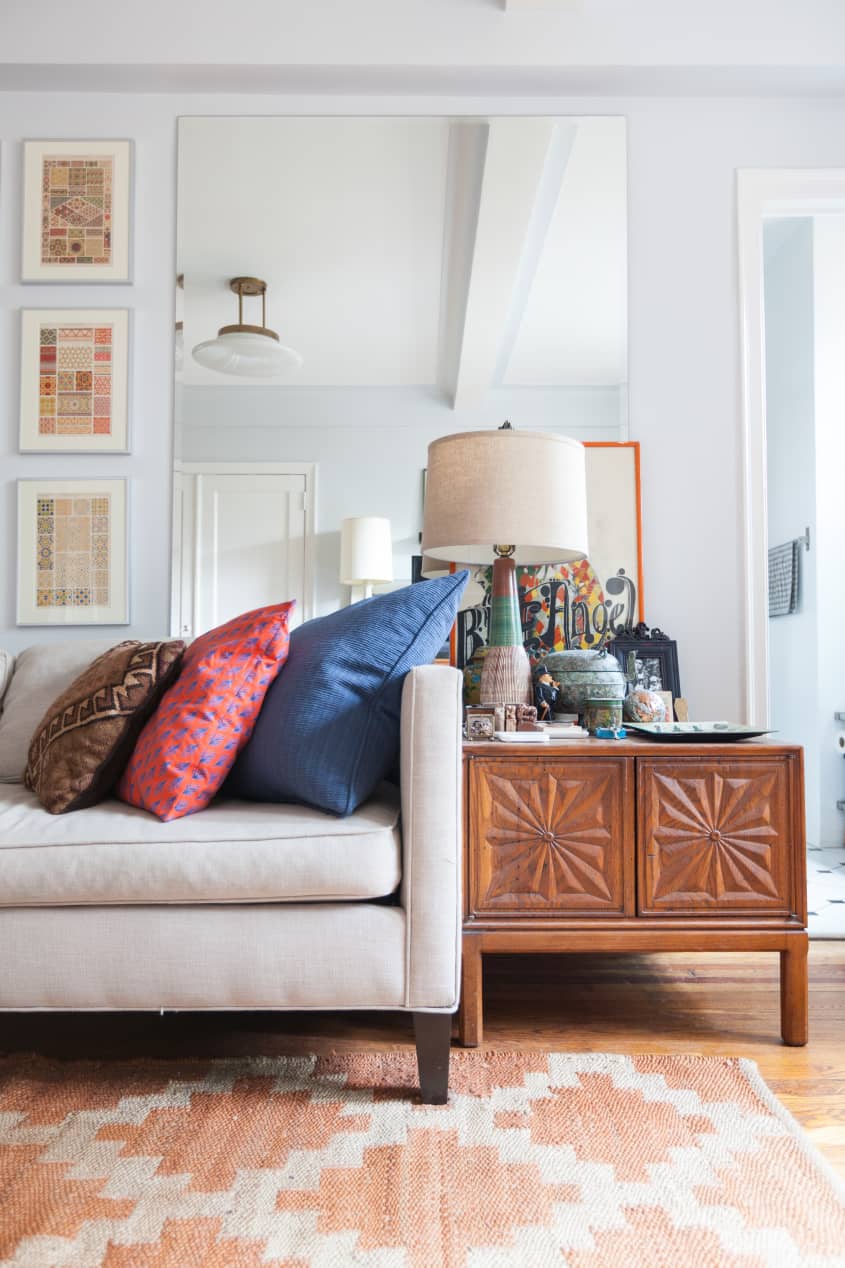 House Tour A Designer's Tiny NYC Studio With the Best Murphy Bed